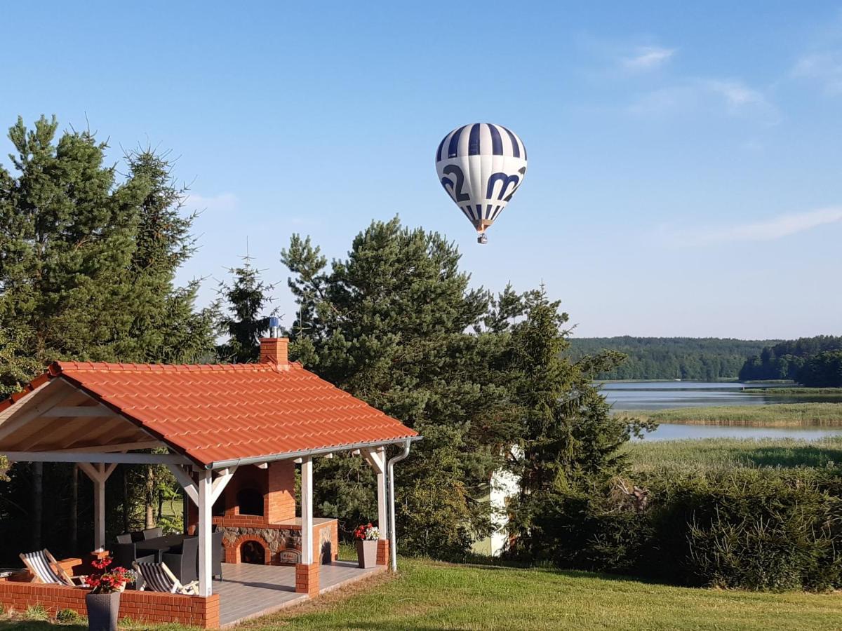 Posiadlosc Nad Zatoka Рин Екстер'єр фото